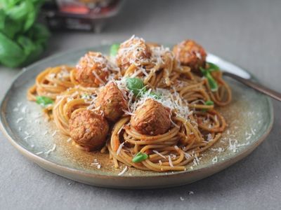 Vegan spaghetti met groenteballetjes