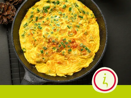 Omelet met verse tuinkruiden en brie