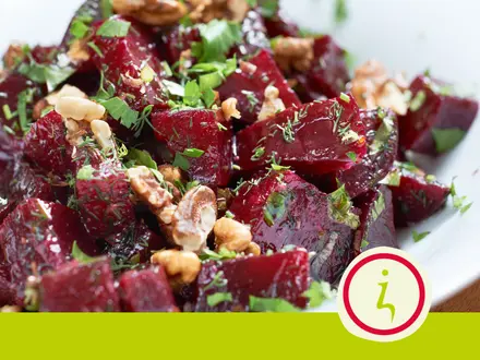 Salade met bieten en peulvruchten 