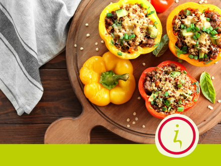 Gevulde paprika met quinoa en zwarte bonen
