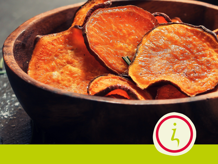 Zoete aardappelchips uit de oven